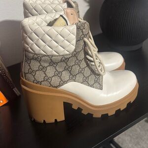 Gucci GG Monogram Combat Boots – White Leather – Size 40 – Authentic